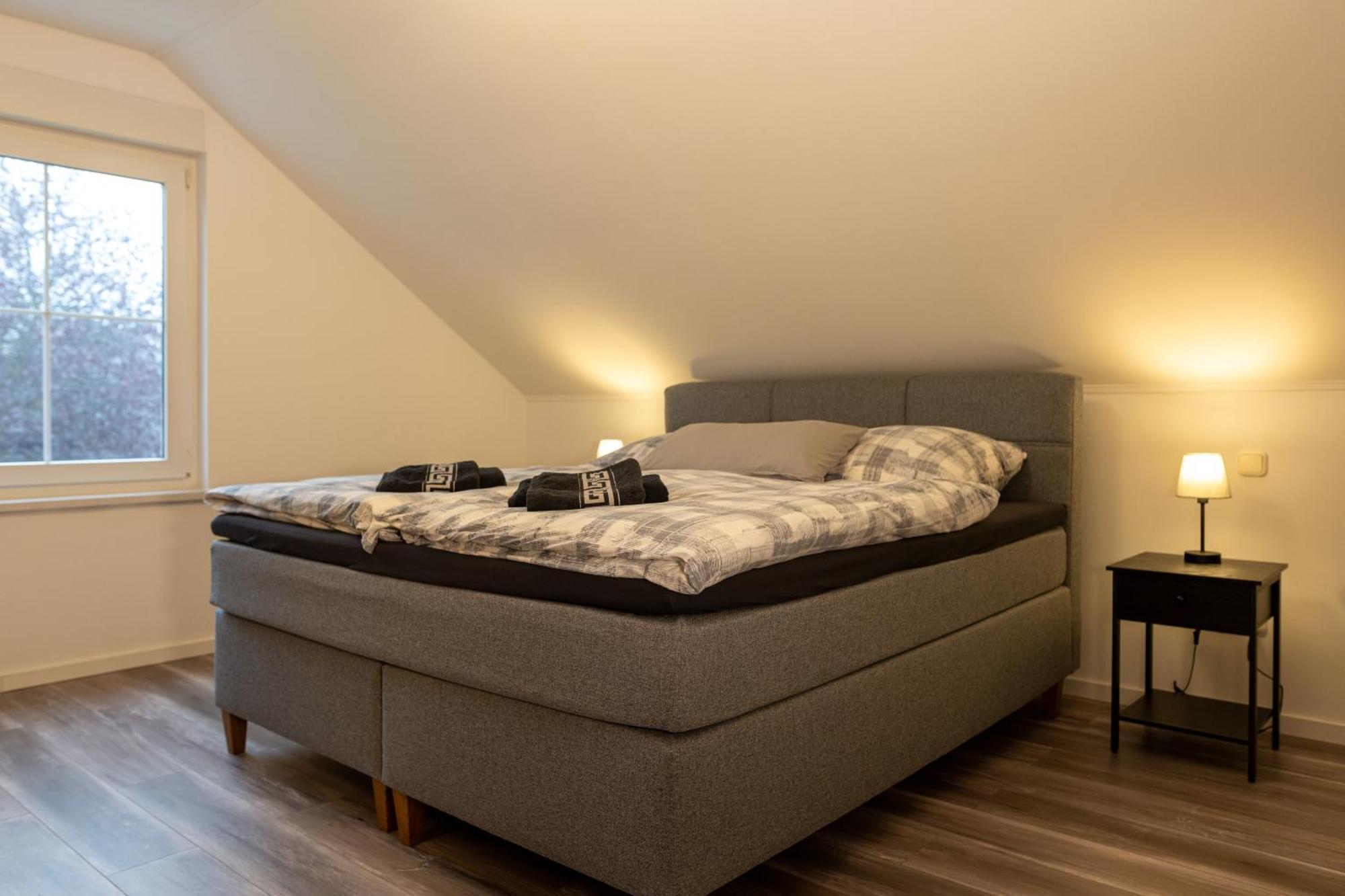 Ganzes Ferienhaus In Leipzig Mit Garage Und Fussbodenheizung Esterno foto