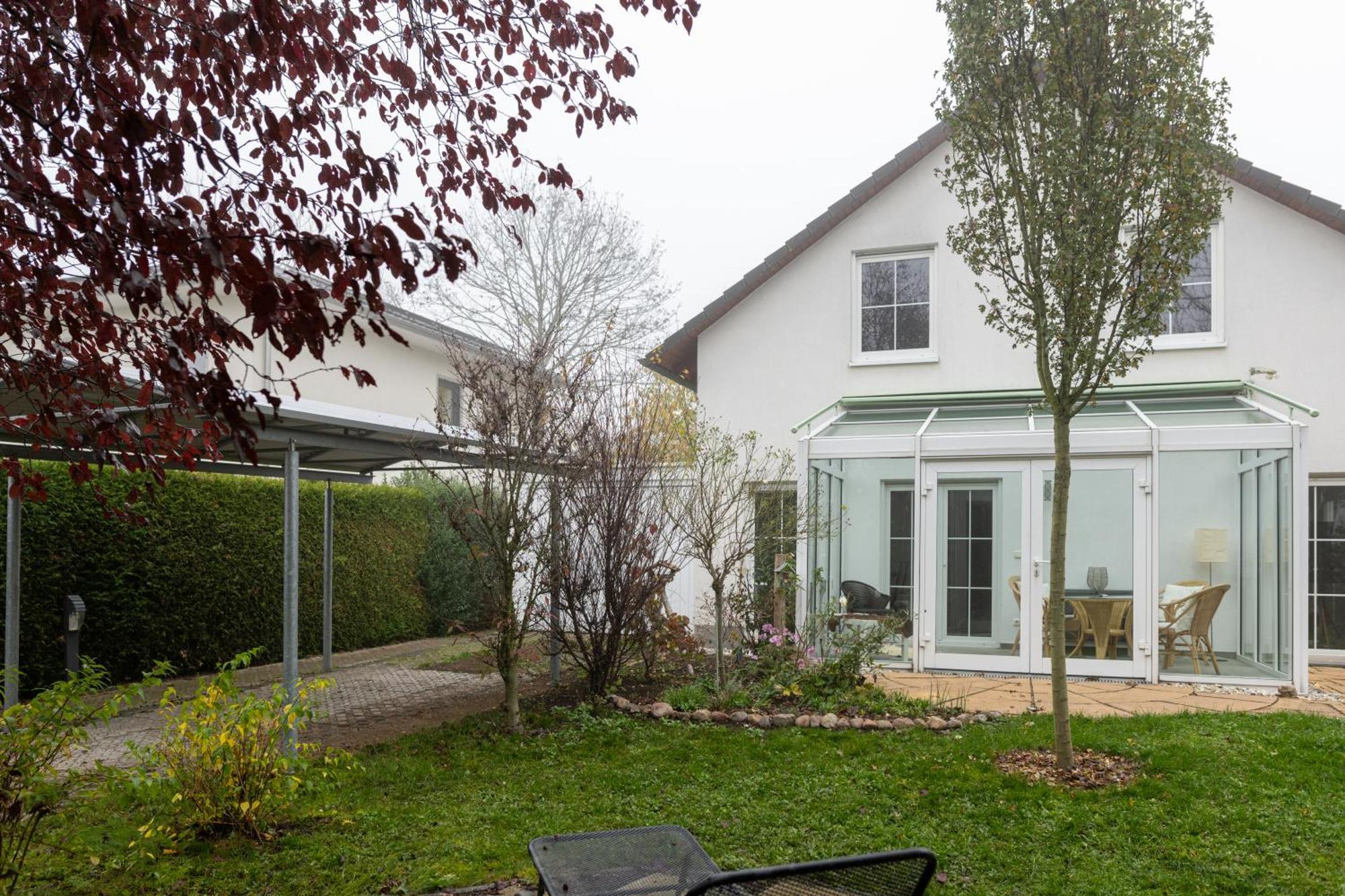 Ganzes Ferienhaus In Leipzig Mit Garage Und Fussbodenheizung Esterno foto