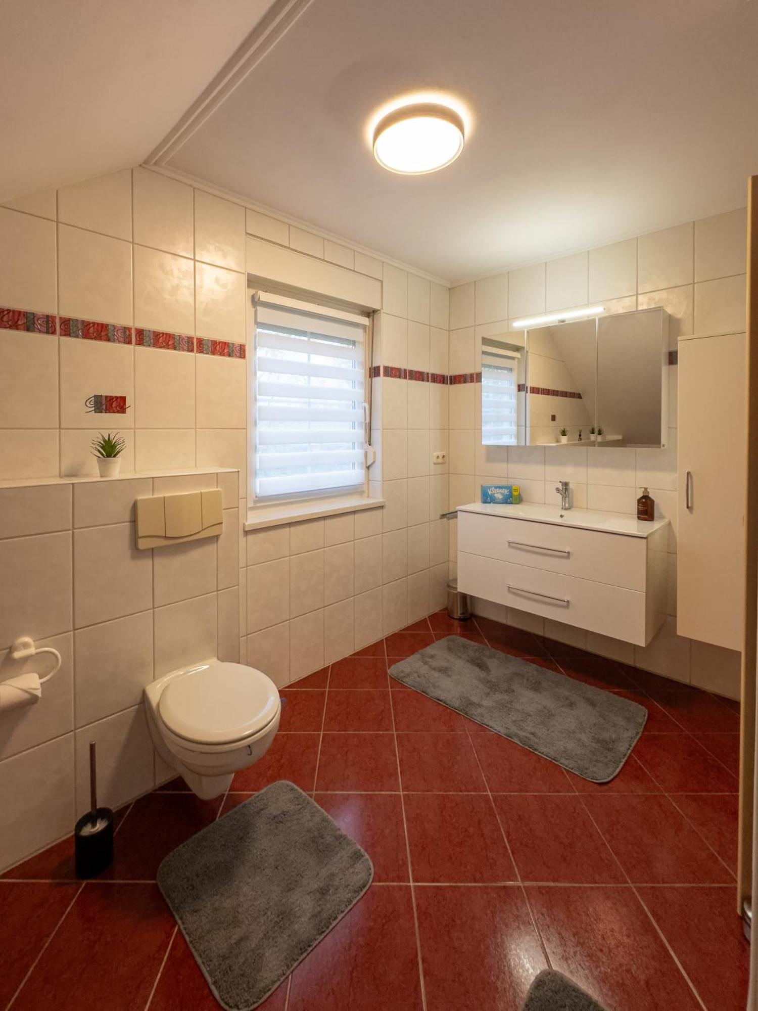 Ganzes Ferienhaus In Leipzig Mit Garage Und Fussbodenheizung Esterno foto