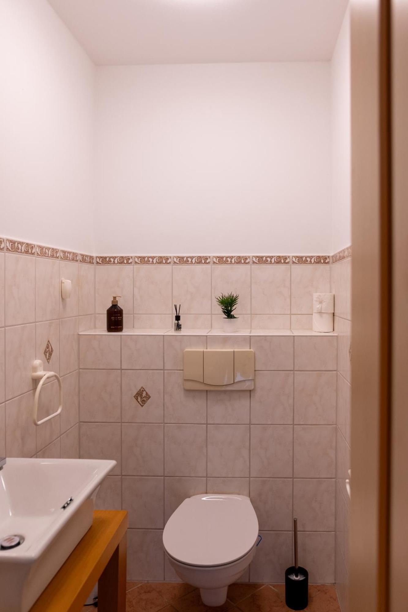 Ganzes Ferienhaus In Leipzig Mit Garage Und Fussbodenheizung Esterno foto