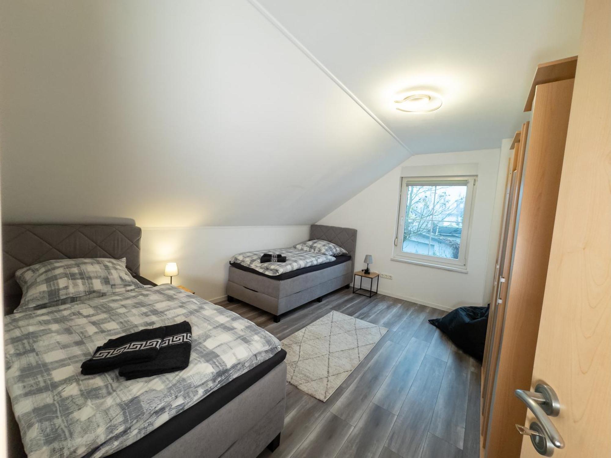 Ganzes Ferienhaus In Leipzig Mit Garage Und Fussbodenheizung Esterno foto